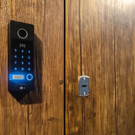 Mini-Smart 1 Apartman Kijev Kültér fotó
