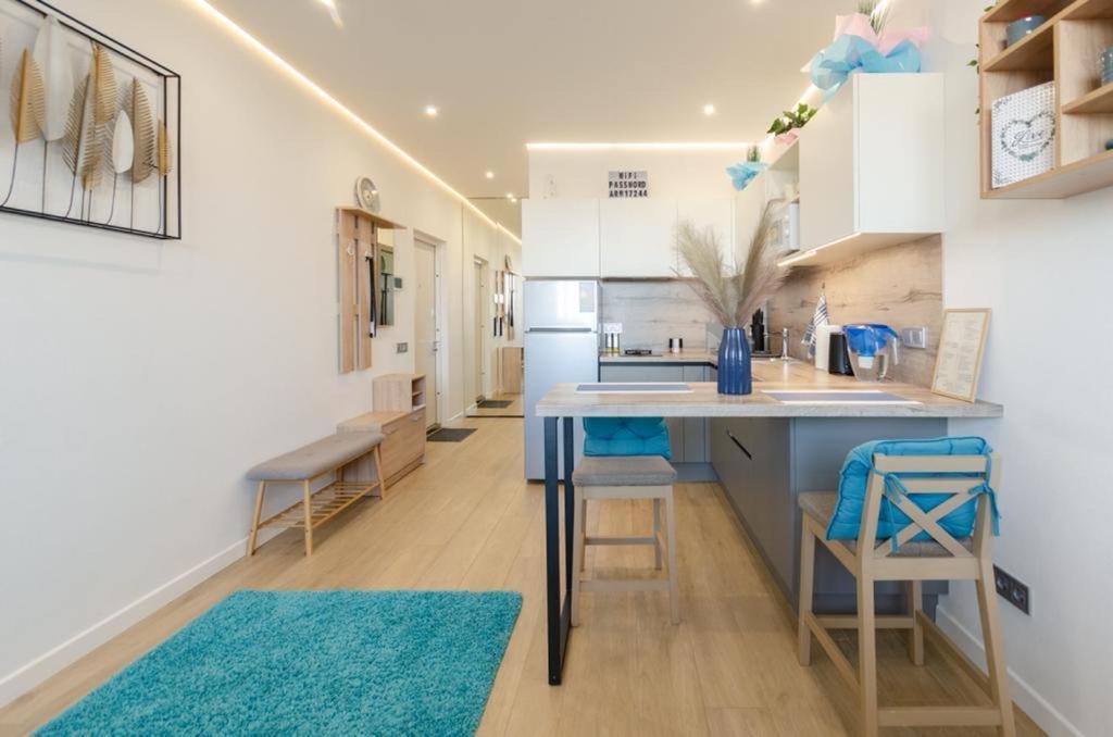 Mini-Smart 1 Apartman Kijev Kültér fotó